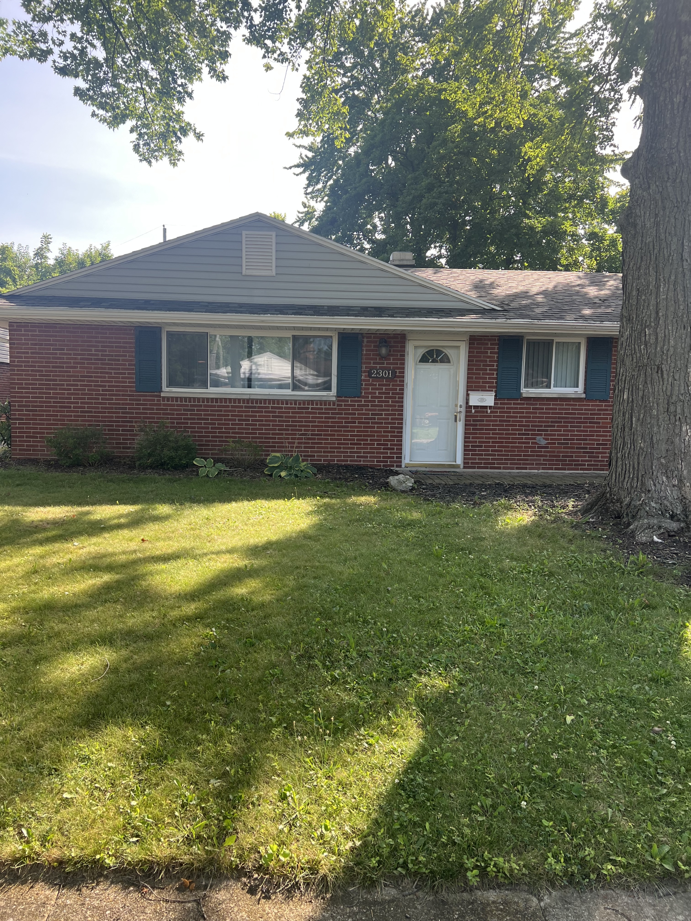 2301 Acorn Drive
